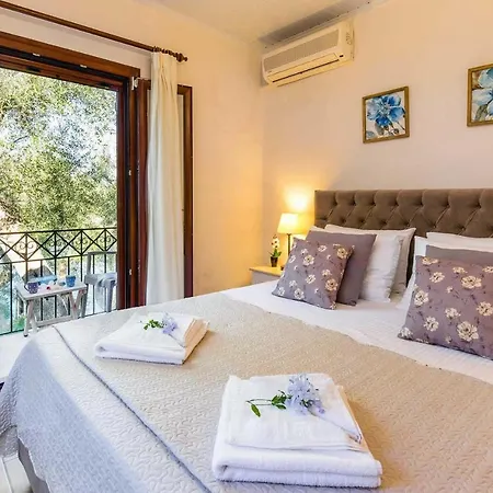 Aglaia Studio * Longos (Paxos)